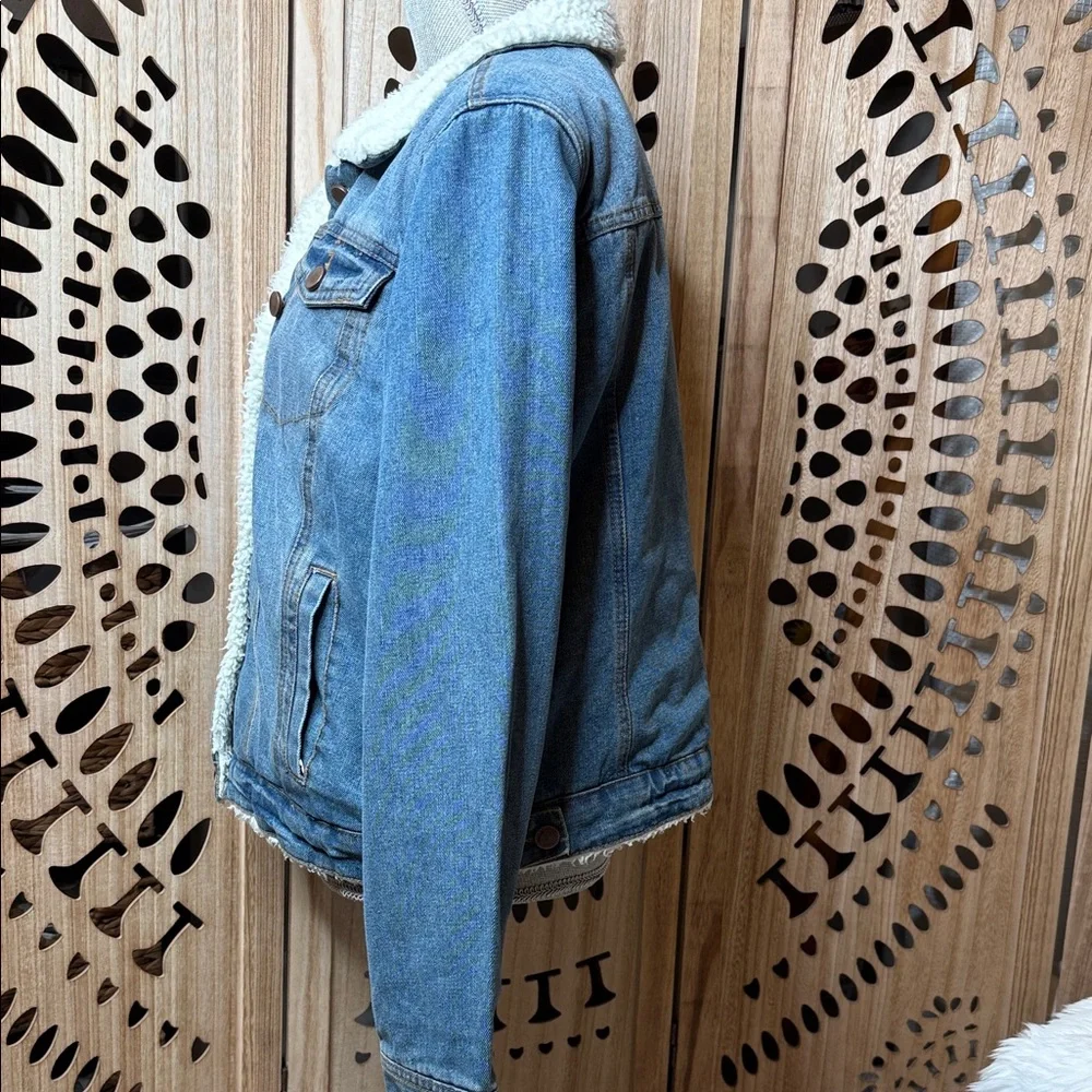 Jou Jou Blue Denim Jacket with Cream Sherpa lining - Picture 4 of 10